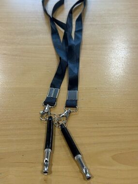 2 Dog Whistle Training Obedience Whistle UltraSonic Supersonic Sound Pitch New.